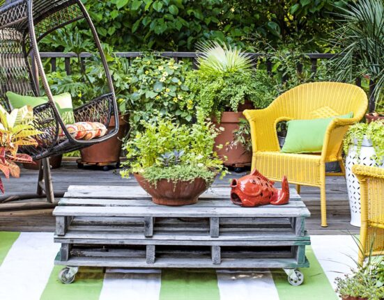 budget small garden ideas