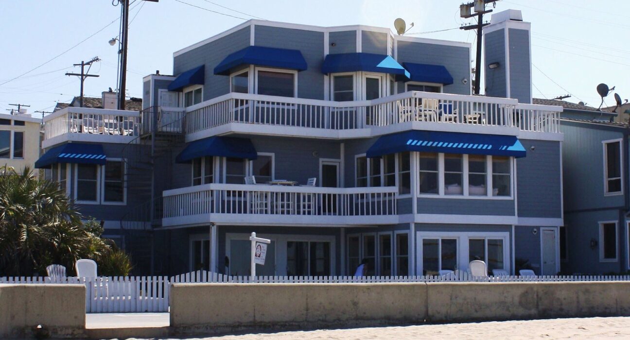 90210 beach house