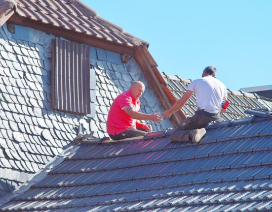 Ultimate Guide to Protecting Your Roof in Adverse Weather Conditions