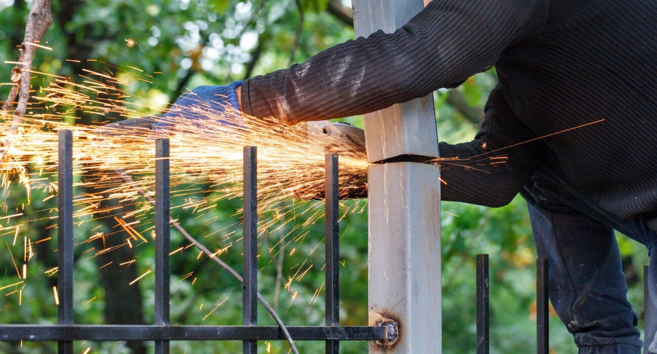 The Importance of Professional Fencing Construction: When to Hire an Expert