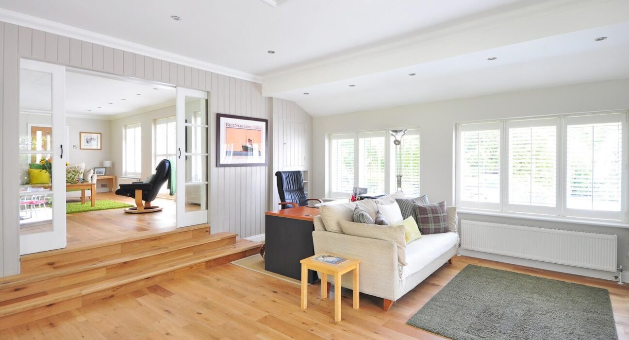 How to Match Hardwood Floor Colors with Your Interior Design Style