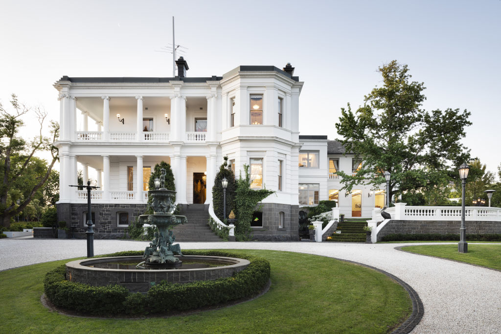 mansions for sale melbourne