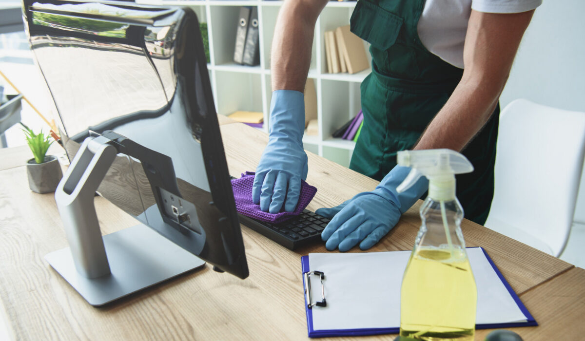 How an Office Clean Out Can Boost Your Team's Productivity