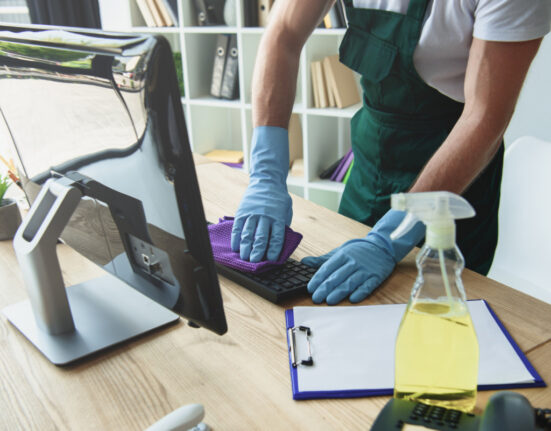 How an Office Clean Out Can Boost Your Team's Productivity