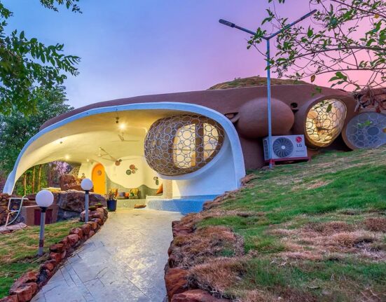 Hobbit Homes: A Guide to the Enchanting, Eco-Friendly Dwellings