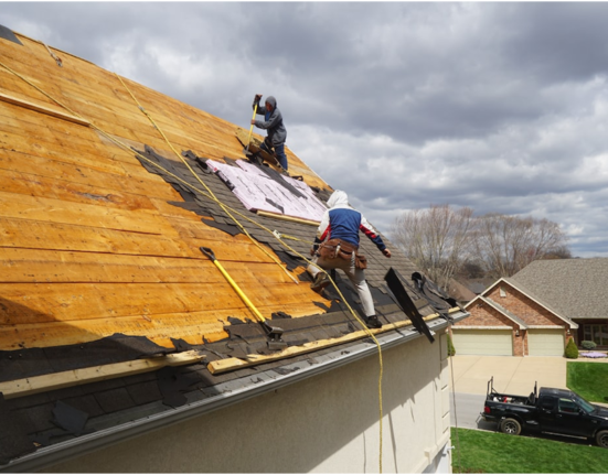 How to Avoid Common Pitfalls in Roofing Contracts