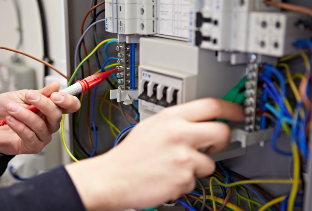 Common Mistakes Made by DIYers When Installing Electrical Pipes (and How to Overcome Them)