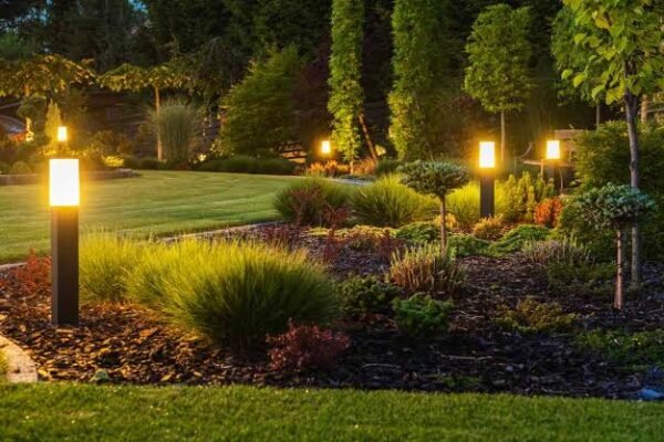 The Best Landscape Lighting for Outdoor Party